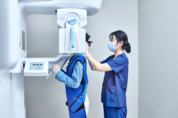 Best Emergency Dental Care for Broken or Chipped Teeth in East Canton, OH